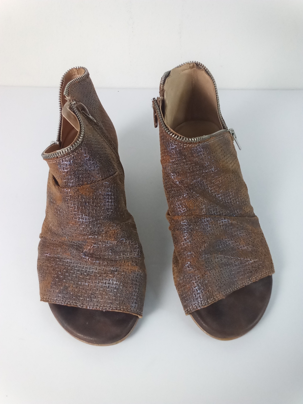 Unity In Diversity Sage Peep-Toe Zip Sandal Booties Textured Leather